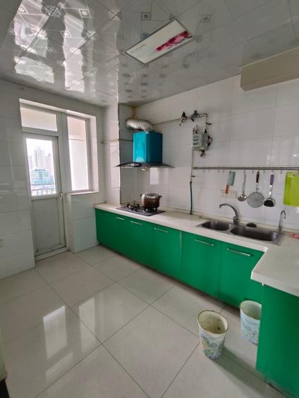 北京嘉美轩2室2厅132.95平高楼层/共18层