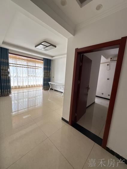 北京御苑新城2室2厅88平中楼层/共26层