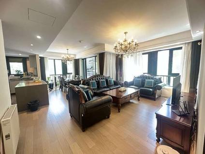 北京前滩华唐名邸4室1厅207.38平低楼层/共14层