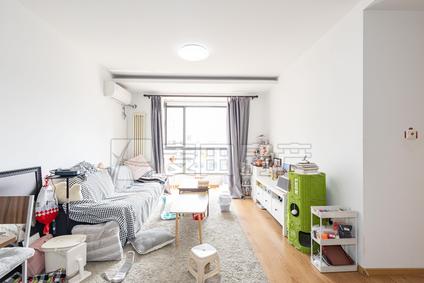 北京润枫水尚1室1厅68平中楼层/共18层