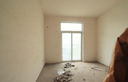 北京香山怡园4室2厅137平高楼层/共6层