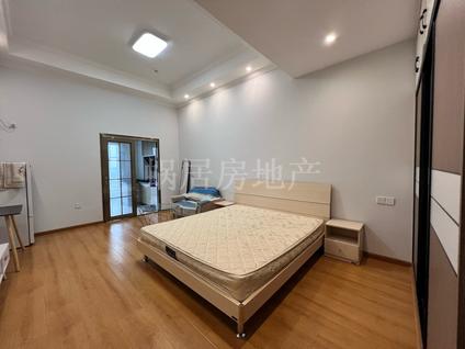 北京皇庭国际1号1室1厅45平高楼层/共18层