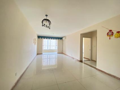 北京唐人中心3室2厅120.48平低楼层/共34层