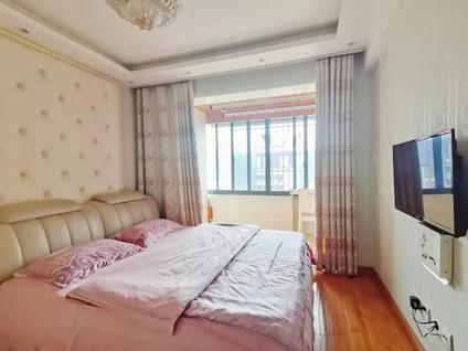 南京燕舞园3室2厅89平高楼层/共33层