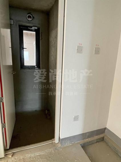 北京雅居乐金麟府3室2厅105平高楼层/共33层