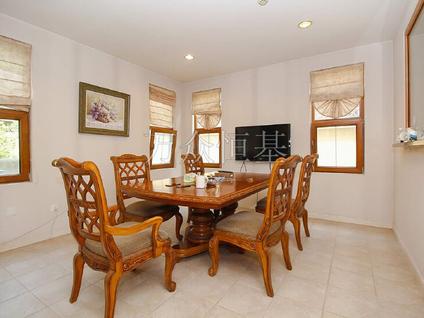 北京纳帕溪谷4室3厅307平低楼层/共1层