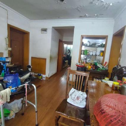 上海金华新村2室2厅71.08平低楼层/共6层