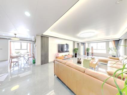 北京安堡锦园4室2厅204平中楼层/共11层