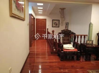 唐山世纪华庭5室3厅270平低楼层/共33层