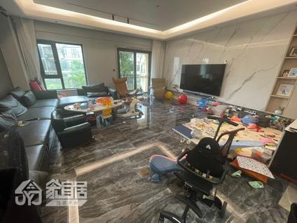 江门奕聪花园5室2厅291.38平低楼层/共1层