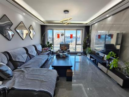 北京北环盛世2室1厅112.19平低楼层/共18层