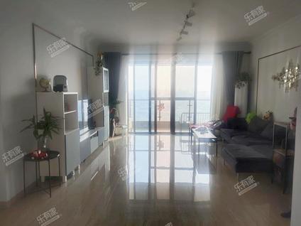 江门碧桂园滨江壹号4室2厅145平高楼层/共33层