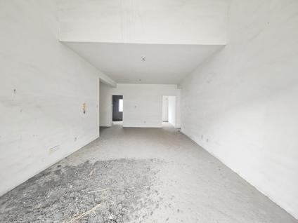 成都南丽湾4室2厅139.9平中楼层/共6层
