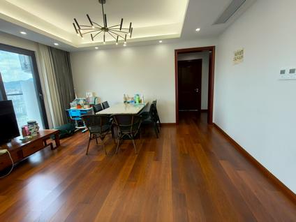 北京南江一号(公寓住宅)4室2厅253.25平高楼层/共18层