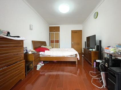 北京鹤坡路84弄小区2室1厅66.19平中楼层/共6层