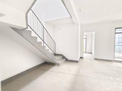 北京龙湖原山4室2厅228.19平低楼层/共1层