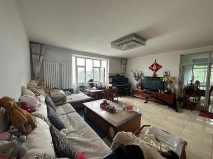 北京广电局家属院3室2厅128平高楼层/共7层