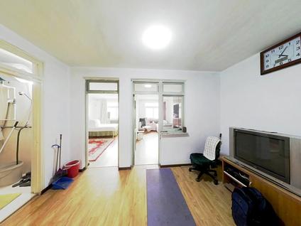 北京律笛里3室1厅64平高楼层/共6层