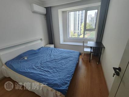 北京港利东城3室2厅126.79平低楼层/共25层