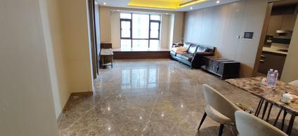 天津招商津湾天玺2室1厅174.89平低楼层/共57层