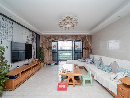 江门美吉特广场4室2厅144平中楼层/共31层