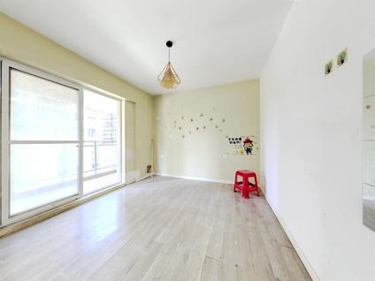 武汉江山如画(五期)3室2厅113.86平低楼层/共31层