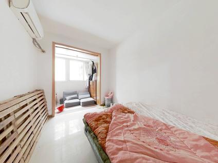 南京金叶花园2室1厅62.93平低楼层/共6层