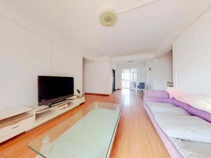 北京南车花园3室2厅135.64平中楼层/共18层