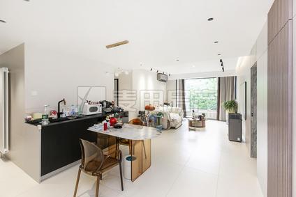 北京富力城(C区)3室2厅131.48平低楼层/共22层