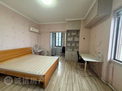 北京同盛广场1室1厅42.6平高楼层/共22层