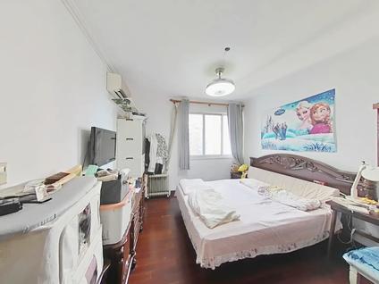 上海祥和名邸3室2厅133.99平中楼层/共17层