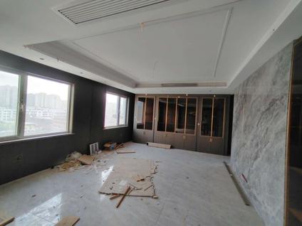 北京郡王府3室2厅165平高楼层/共8层