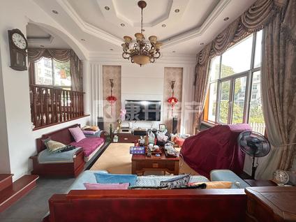 北京聚贤煌都5室2厅206.25平低楼层/共3层