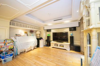 合肥绿城百合公寓5室2厅276.81平低楼层/共21层