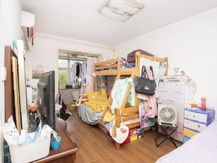 北京新建宫门路21号院1室1厅37.8平中楼层/共4层