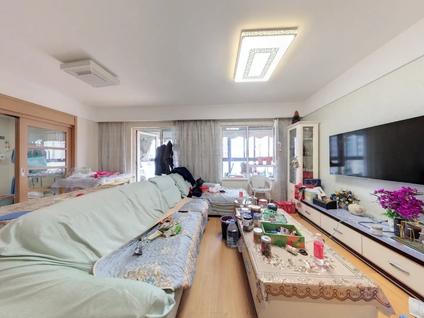 武汉朗诗绿色街区3室2厅127.89平中楼层/共33层