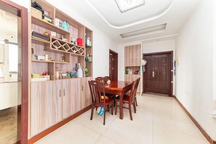 北京南湖家苑3室2厅105.78平中楼层/共18层