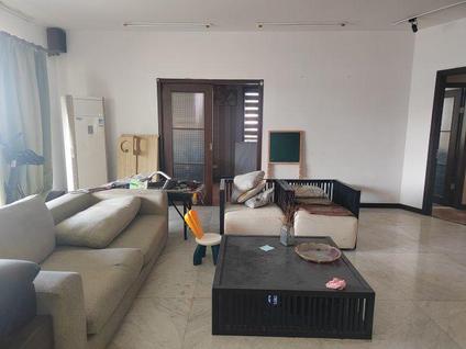 温州奥林匹克广场3室2厅150平高楼层/共7层