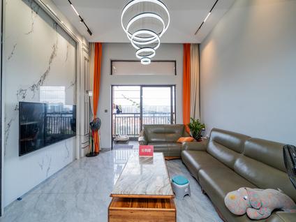 江门天鹅湾6室2厅115.92平高楼层/共18层