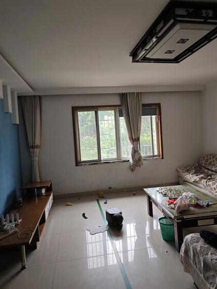 北京仁和小区3室2厅120平中楼层/共8层