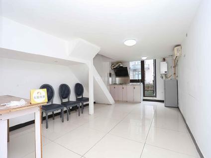 北京左岸香堤2室1厅47平低楼层/共5层