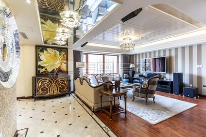 北京蓝堡国际公寓(南区)3室2厅181.67平高楼层/共19层