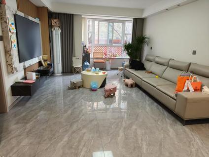 北京剑桥公馆3室2厅125平低楼层/共16层