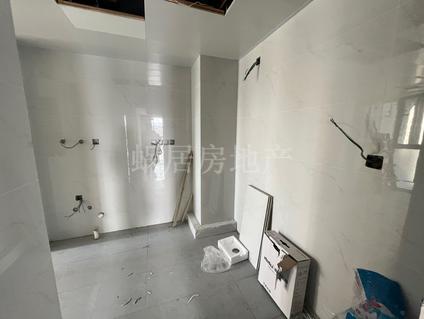 北京湖畔雲庐3室2厅99平低楼层/共26层
