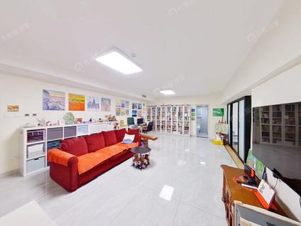 北京国英绿景公寓3室1厅124.36平低楼层/共11层