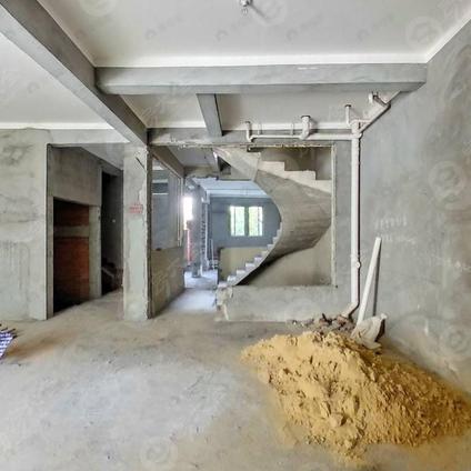 九江新湖庐山国际6室4厅285平低楼层/共3层