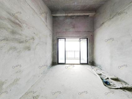 中山泮溪花园4室2厅131.33平高楼层/共18层