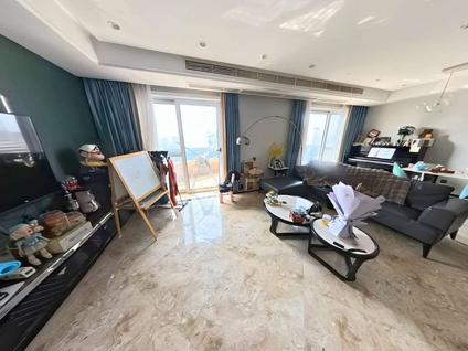 北京中梁银座3室2厅177平高楼层/共28层