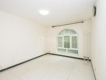 北京御园(A区)2室1厅84.48平低楼层/共15层