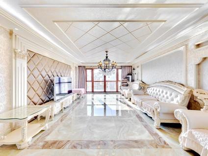 哈尔滨南郡香醍雅诺(二期)4室2厅220.66平高楼层/共17层